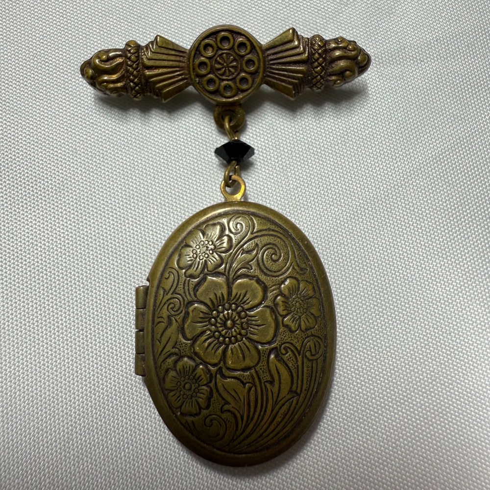Vintage Victorian Revival Brass Photo Locket Brooch Dangle Pin